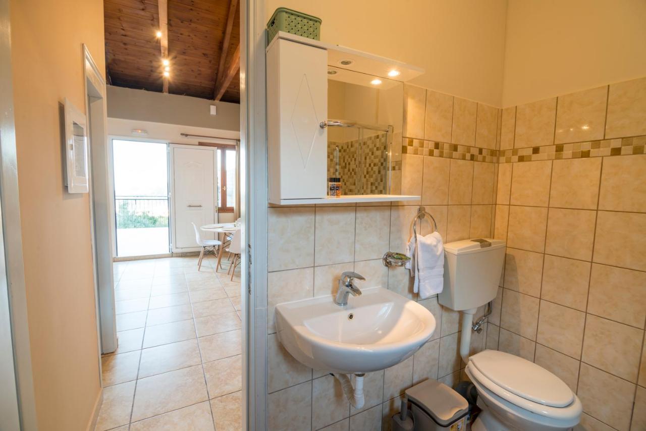 Ntamari Apartments Vathy  Zewnętrze zdjęcie